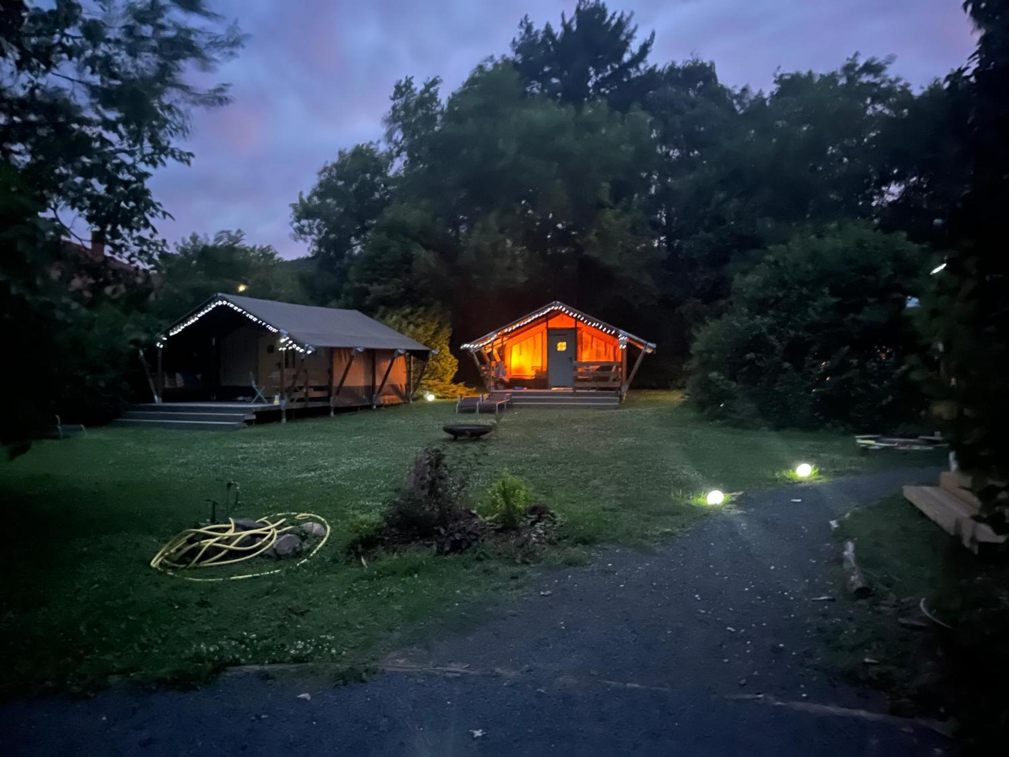 Rendes Glamping Ξενοδοχείο Balatonrendes Εξωτερικό φωτογραφία