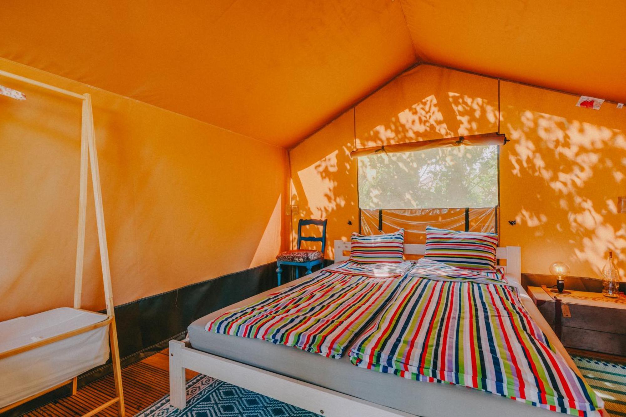 Rendes Glamping Ξενοδοχείο Balatonrendes Εξωτερικό φωτογραφία