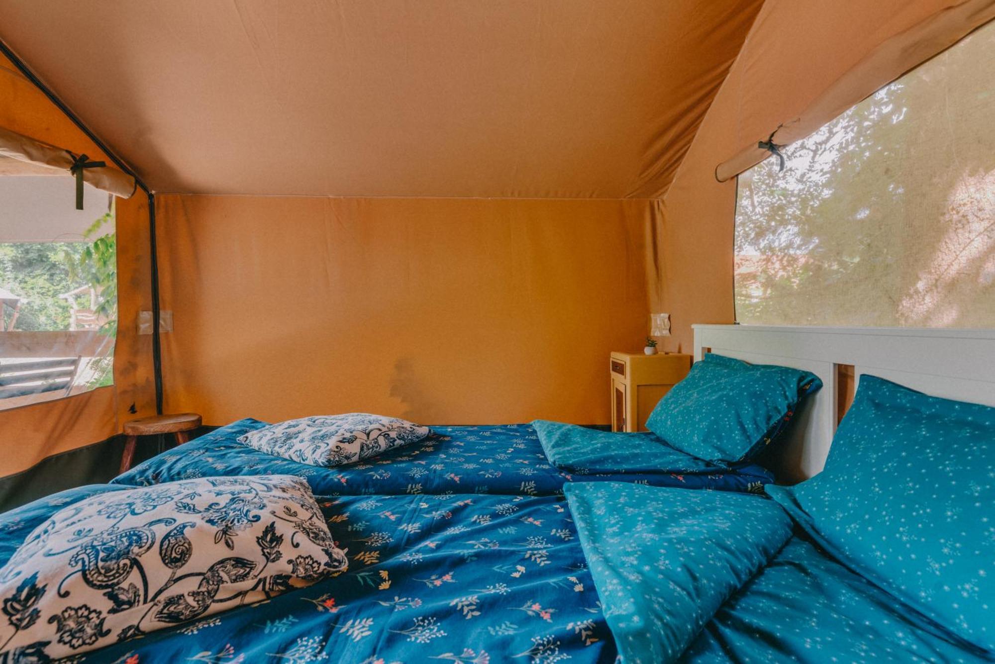 Rendes Glamping Ξενοδοχείο Balatonrendes Εξωτερικό φωτογραφία